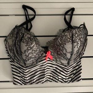 VS Very Sexy Demi-Buste